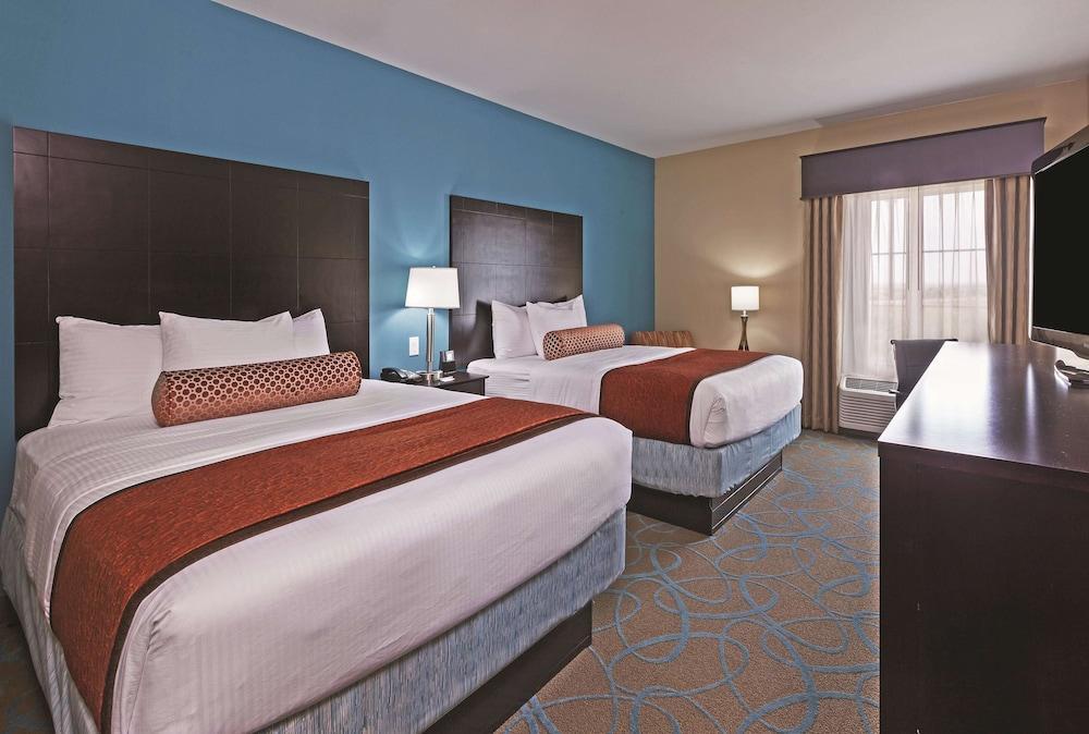 La Quinta By Wyndham Clinton Historic Route 66 Hotel Bagian luar foto