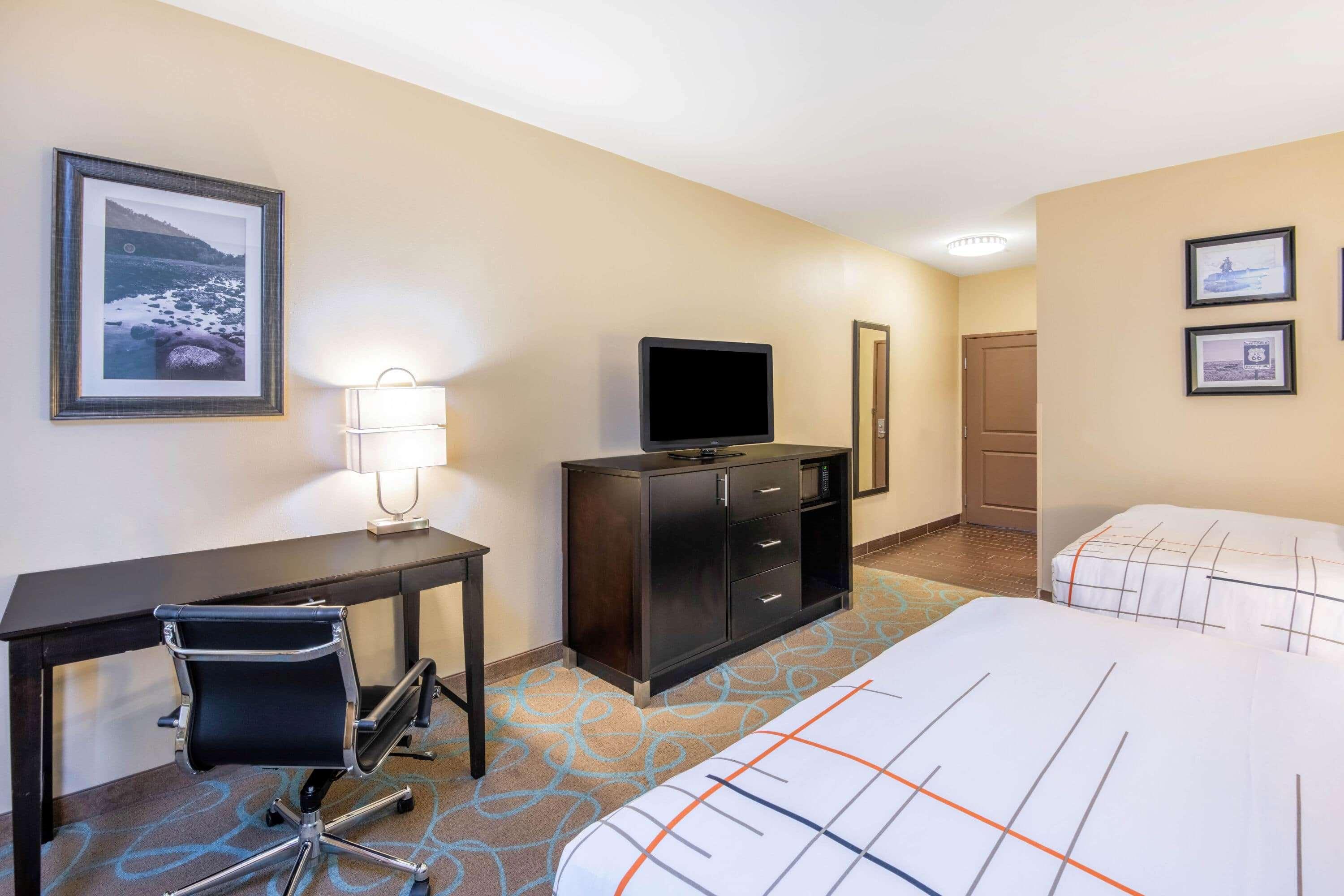 La Quinta By Wyndham Clinton Historic Route 66 Hotel Bagian luar foto