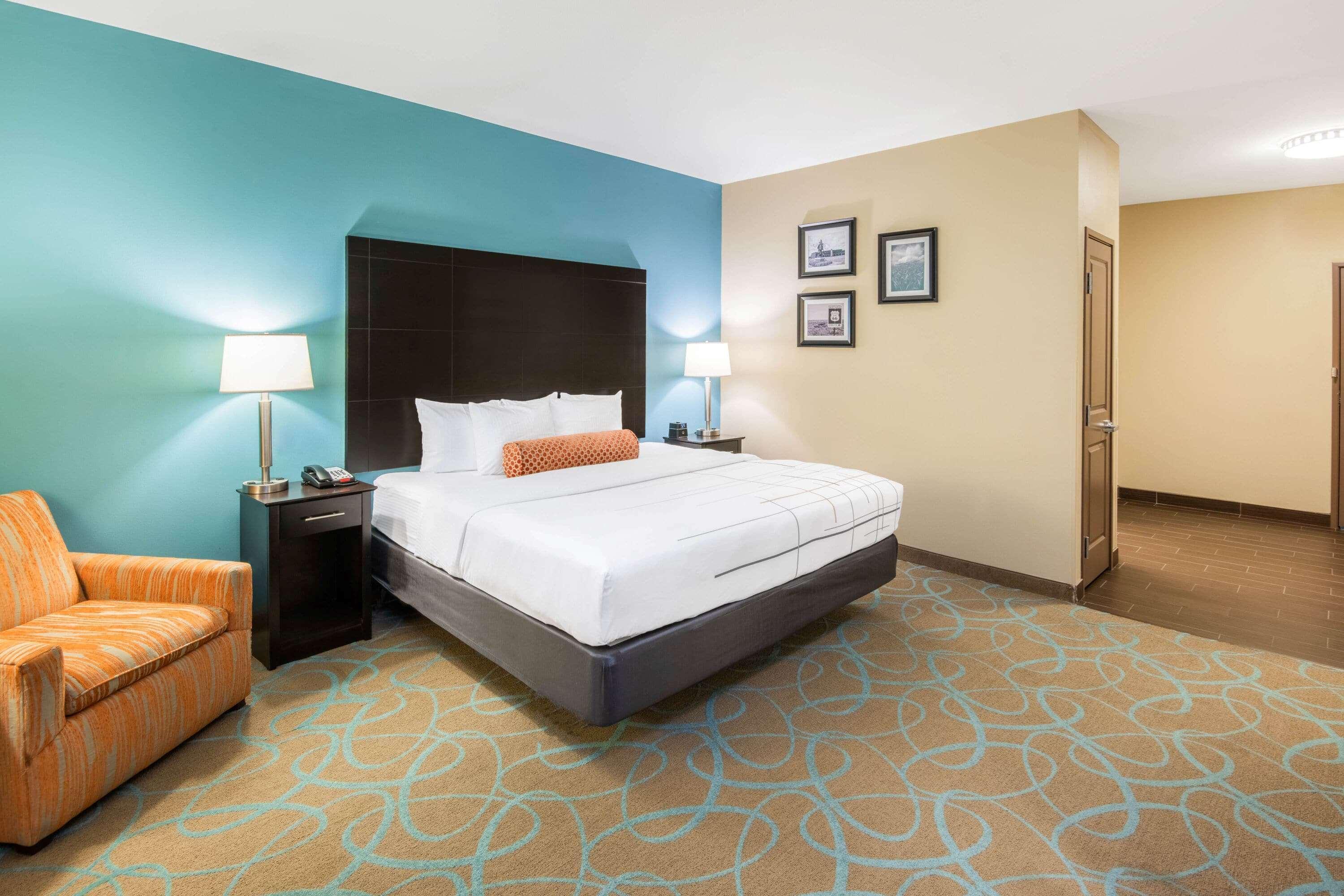 La Quinta By Wyndham Clinton Historic Route 66 Hotel Bagian luar foto