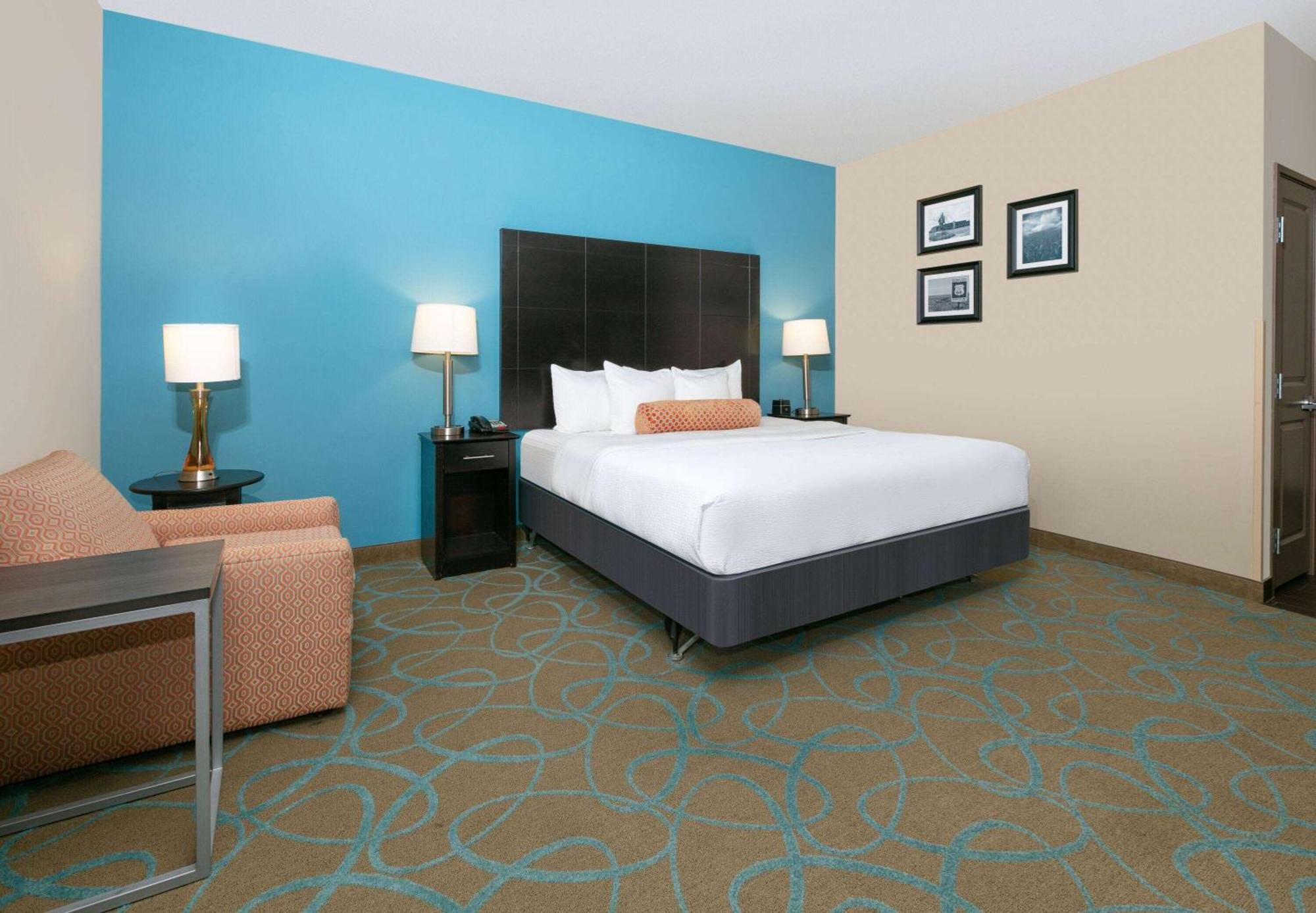 La Quinta By Wyndham Clinton Historic Route 66 Hotel Bagian luar foto